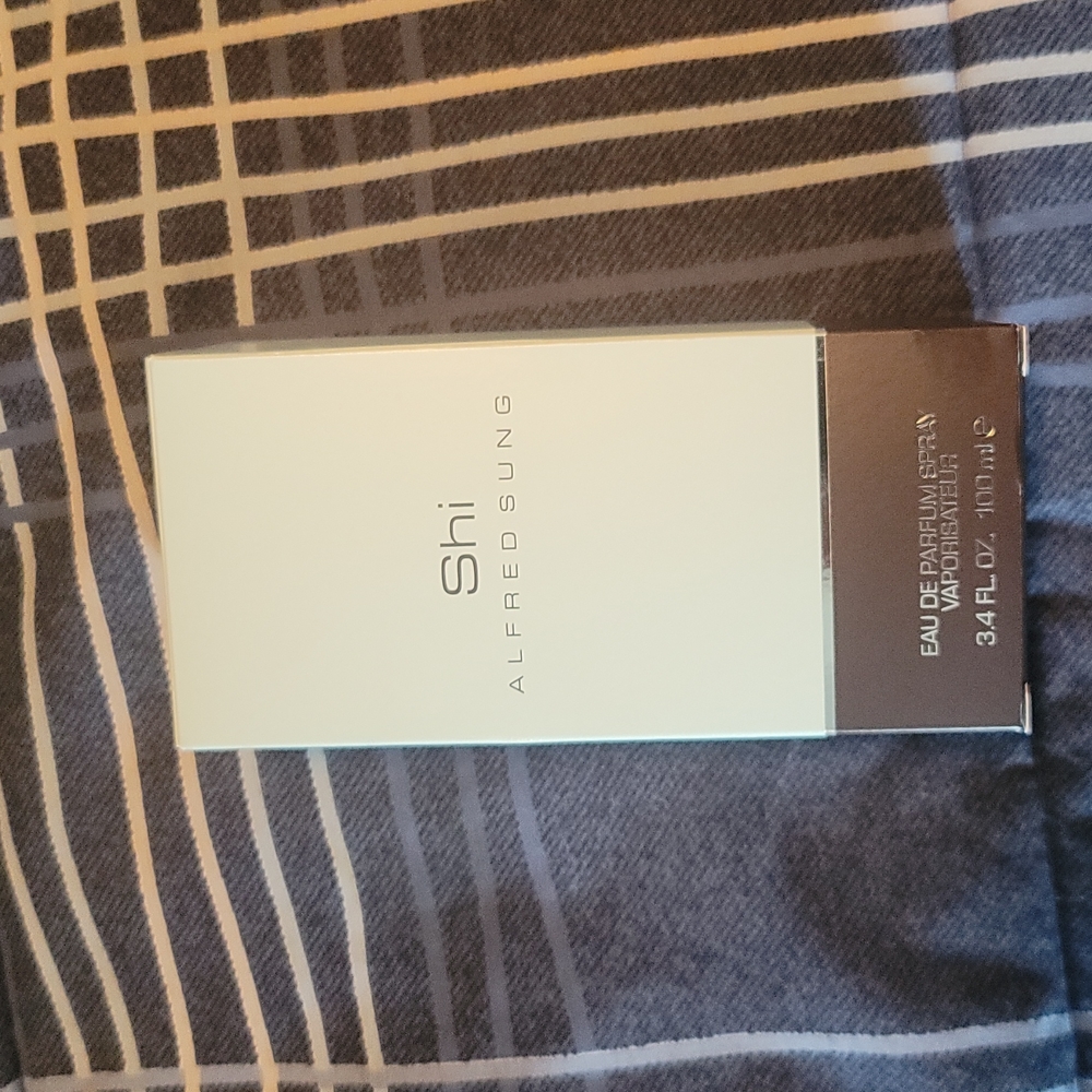 Alfred Sung Shi Perfume